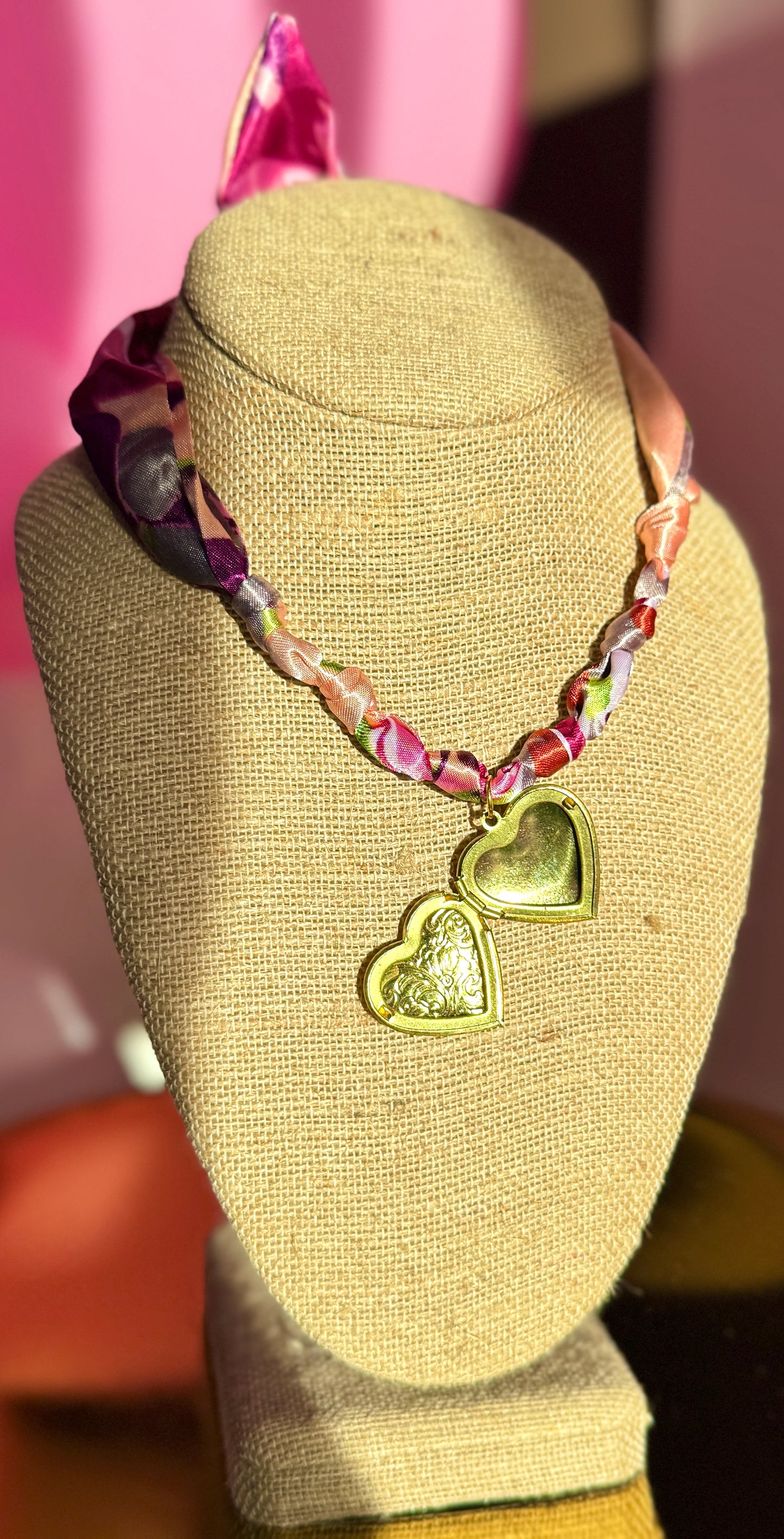 Pink Floral Gold Heart Twilly