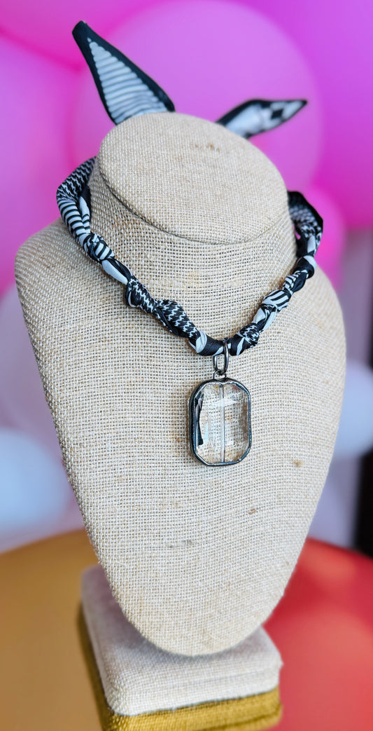 Black Mixed Pattern Diamond Twilly