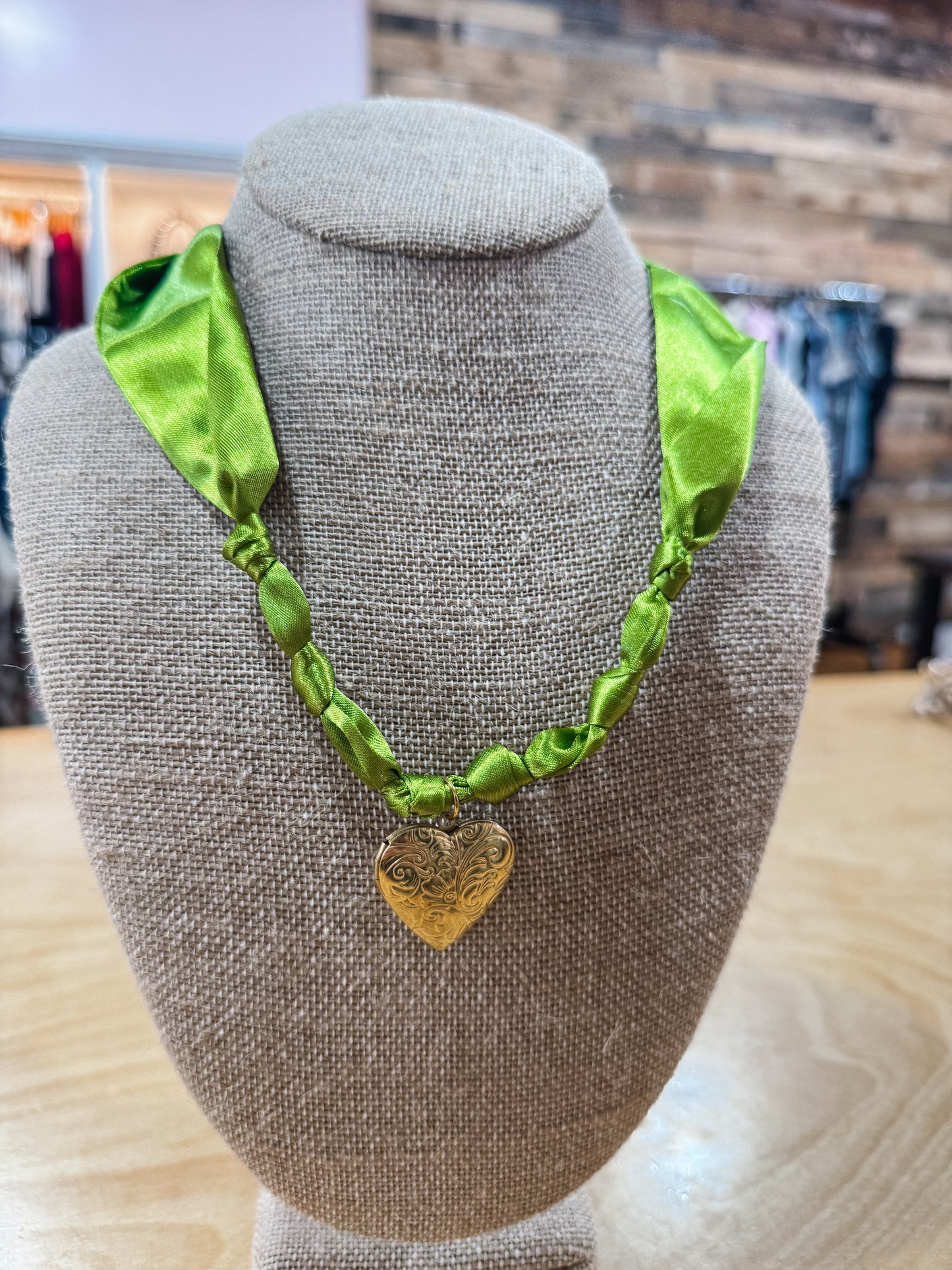 Lime Green Gold Heart Twilly