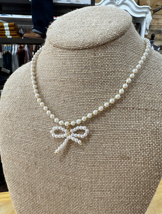 Southern Charm Pearl Bow Necklace