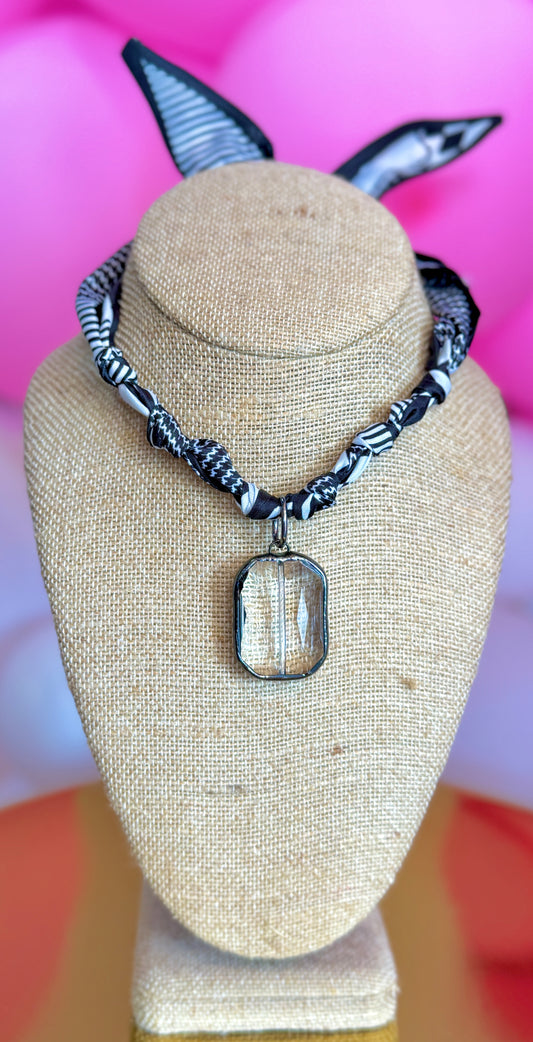 Black Mixed Pattern Diamond Twilly