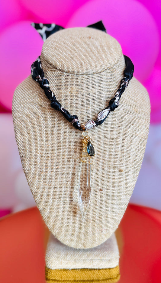 Black & Crystal Twilly