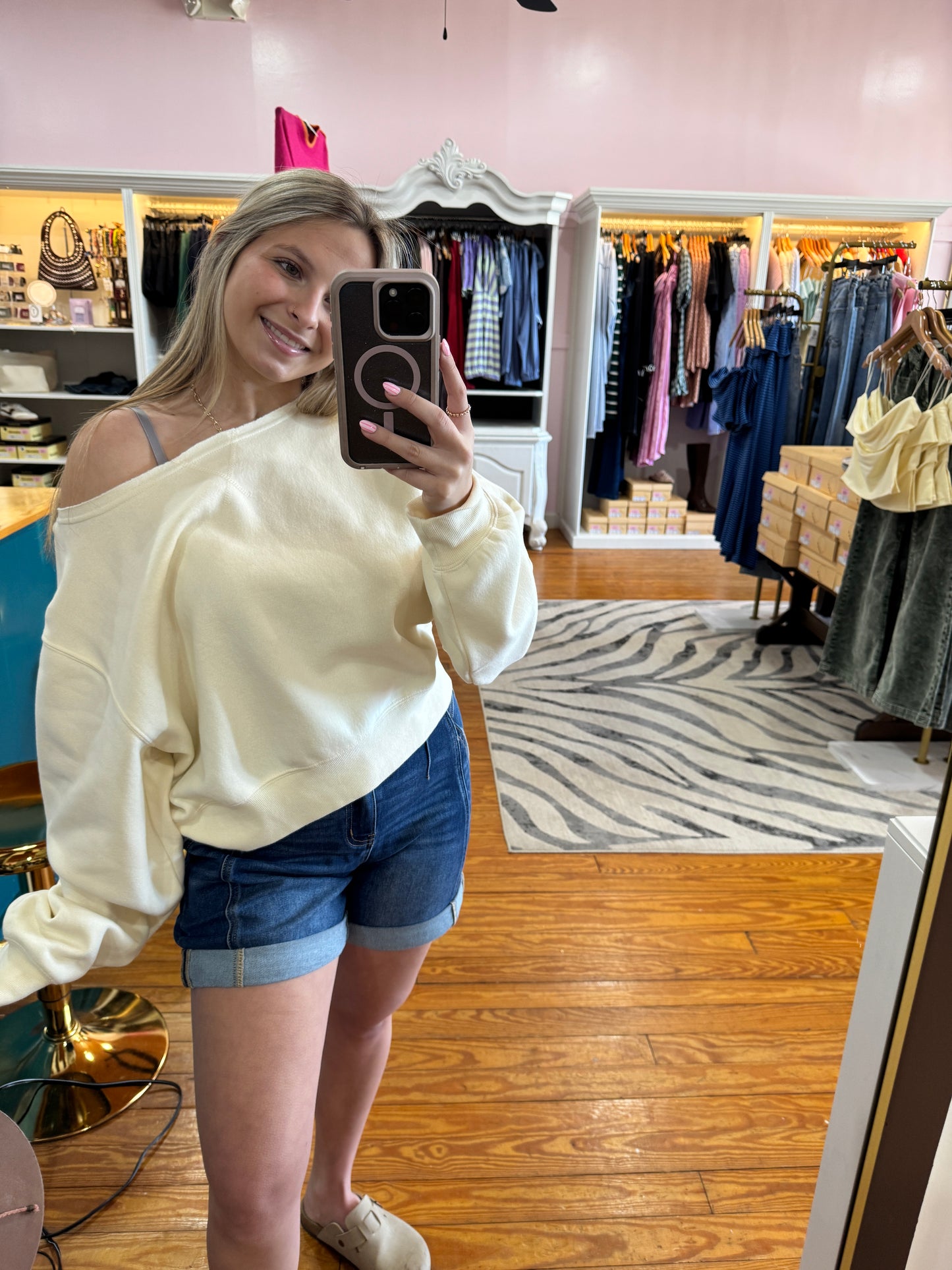 Darian Dark Wash Denim Shorts